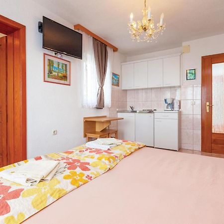 Stunning Apartment In Crikvenica With Wifi Eksteriør bilde